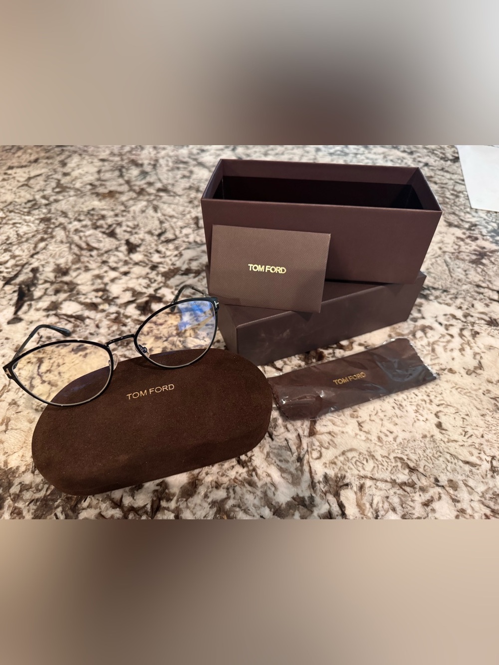 Tom Ford 5573 Eyeglasses 🤓